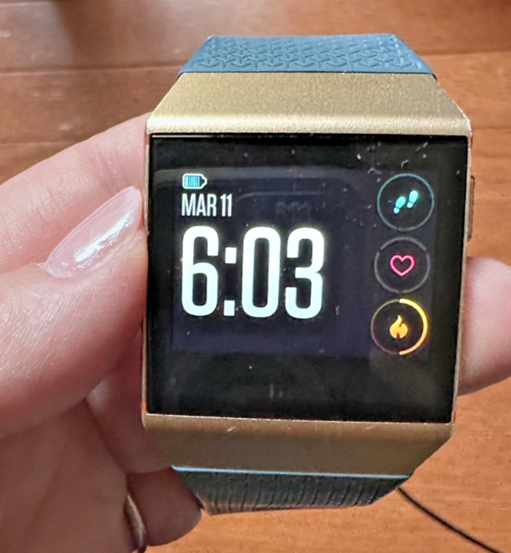 Fitbit Blaze FB502 Fitness Tracker Smartwatch Gold Grey Small S/P Tested